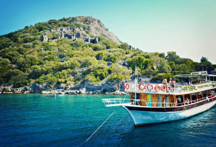 Daily Kemer Phaselis Boat Tour – Cleopatra & Cennet Bays