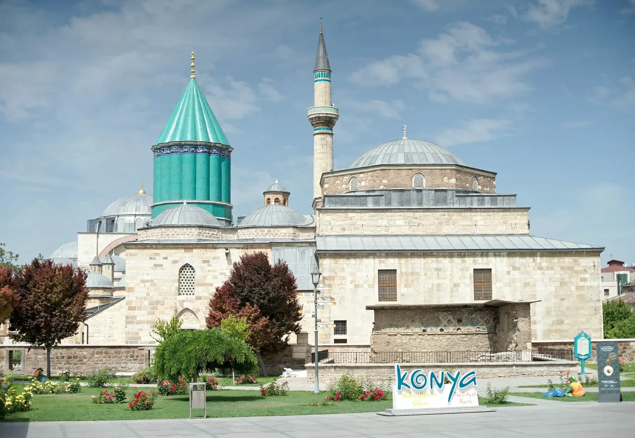 Daily Mevlana Museum & Meke Crater Lake Tour from Konya — photo 8