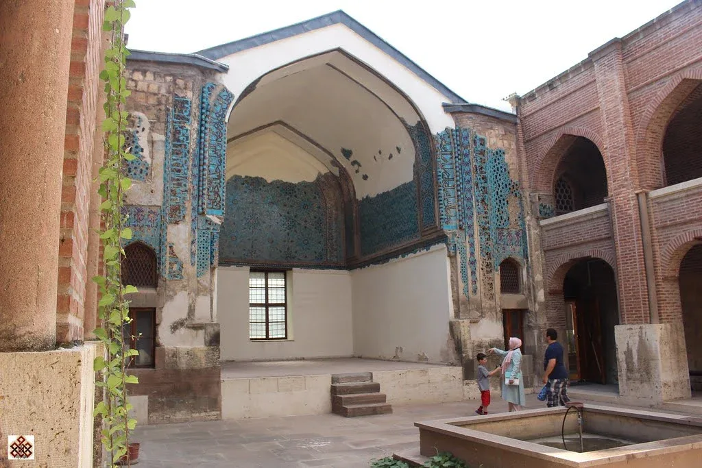 Daily Mevlana Museum & Sille Aya Helena Church Tour from Konya — photo 4