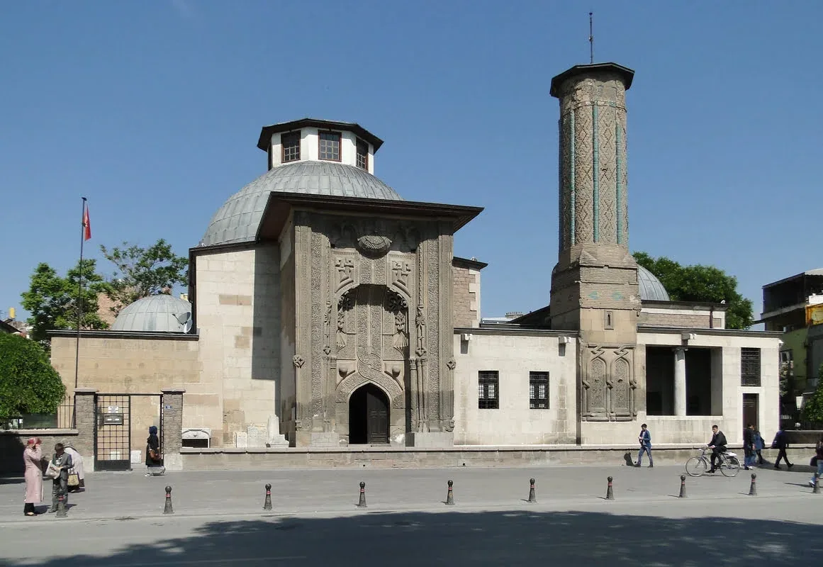 Daily Mevlana Museum & Tinaztepe Cave Tour from Konya