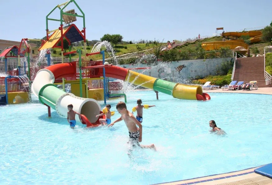 Aqua Dream Waterpark Day Trip from Marmaris – Slides, Wave Pool & Foam (Private) — photo 2