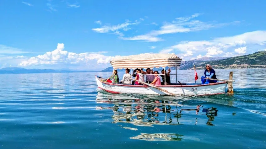 Pamukkale & Salda Lake Day Trip from Marmaris – Hierapolis White Tour (Shared) — photo 4