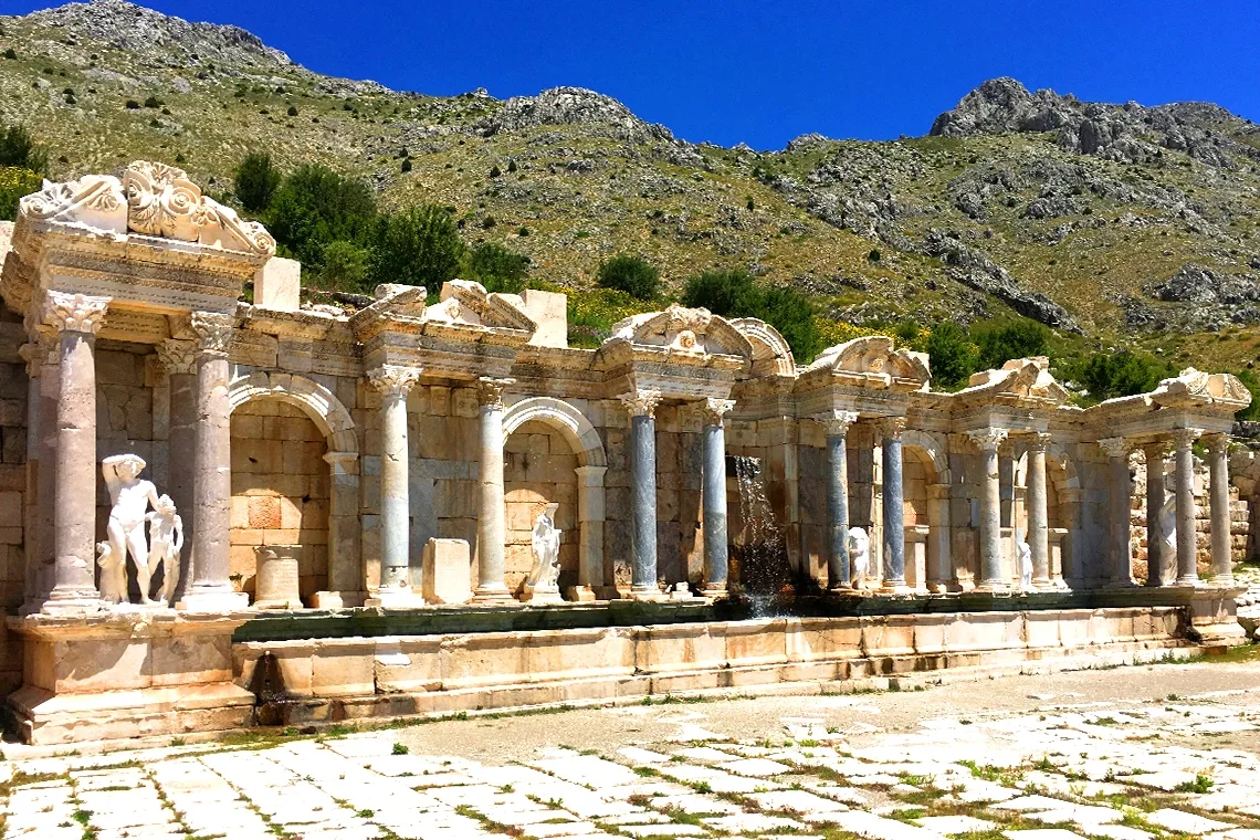Pamukkale & Salda Lake Day Trip from Marmaris – Hierapolis White Tour (Shared) — photo 12