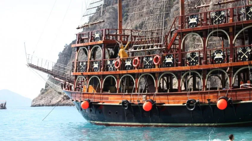 Daily Oludeniz Boat Cruise from Fethiye – Blue Lagoon & Butterfly Valley — photo 4