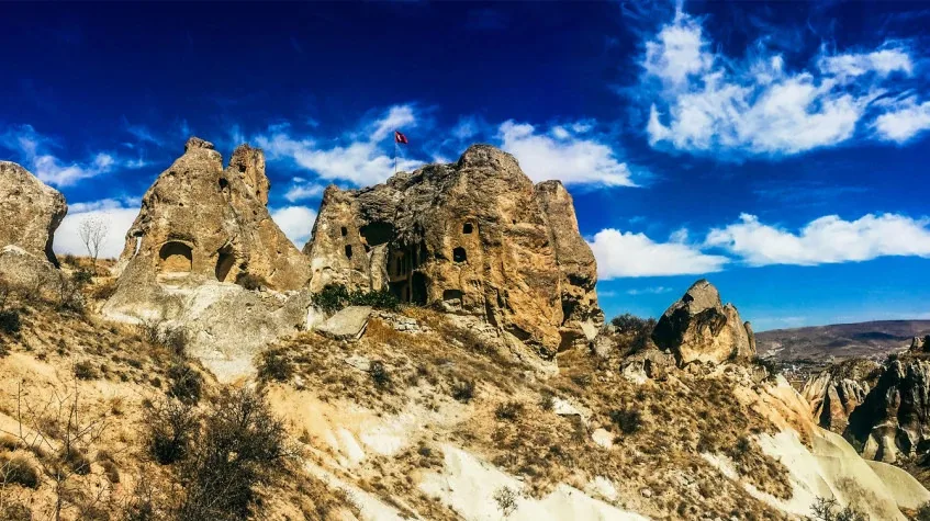 Daily Pancarlik Valley Hike from Cappadocia – Chapels & Ortahisar Castle — photo 2