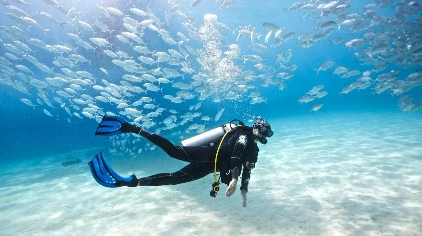 Scuba Diving in Ölüdeniz — Dive the Blue Mediterranean — photo 2
