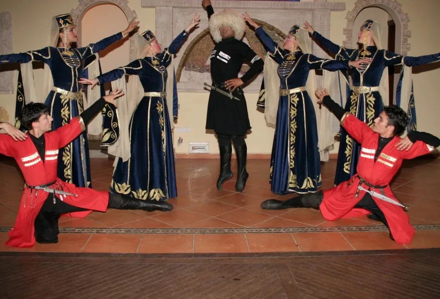 Turkish Night Show from Selcuk – Belly Dance, Folk Dances & Dinner — photo 4