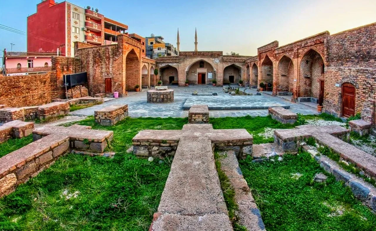 Daily Sirnak Historical Ruins Tour – Bazebde & Kasrik Ruins — photo 12