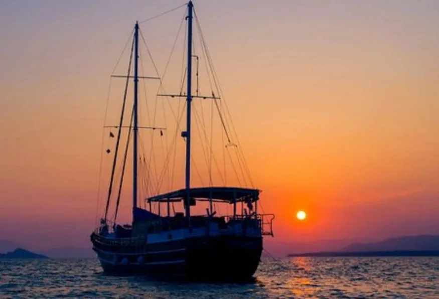 Daily Sunset Moonlight Cruise from Oludeniz – Gemile Island & BBQ Dinner