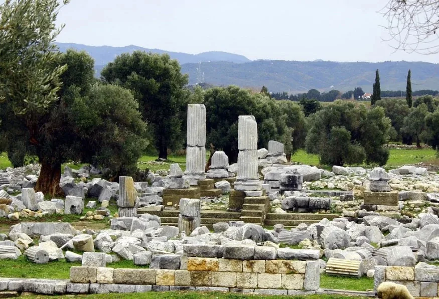 Daily Teos & Sigacik Tour from Didim – Sigacik Castle & Temple of Dionysus