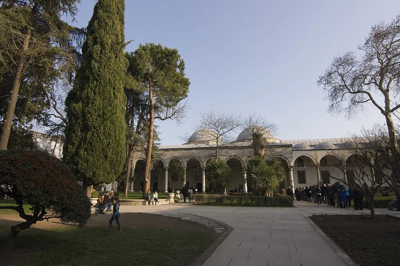 Daily Topkapi Palace Walking Tour in Istanbul (Shared)