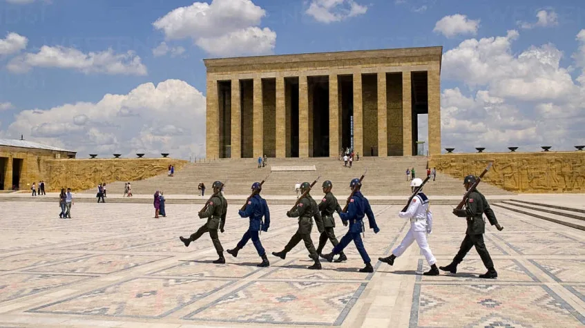 Daily Ankara Tour from Zonguldak – Ankara Castle, Hamamonu & Anitkabir