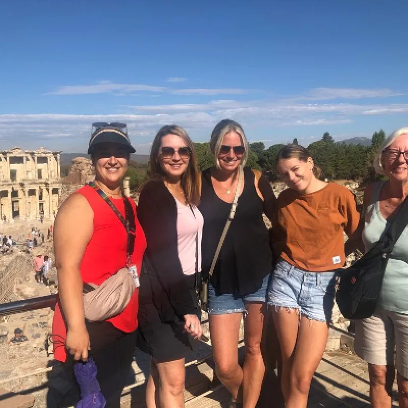 Ephesus Museum & Panoramic Ephesus Day Tour from Kusadasi with Hammam (Shared)