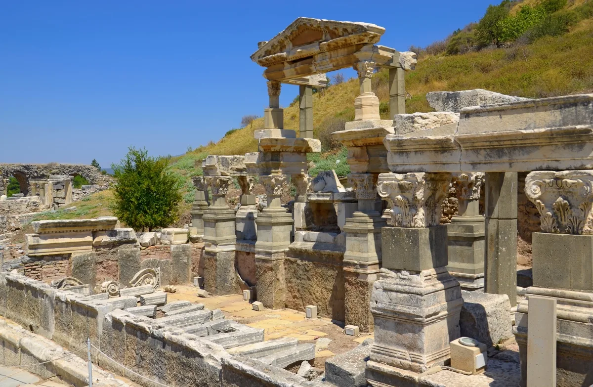 Ephesus, Virgin Mary's House & Temple of Artemis Tour — photo 7