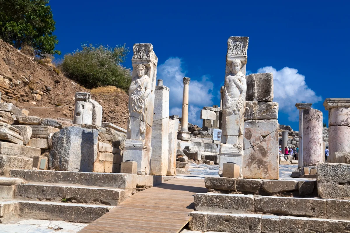 Ephesus, Virgin Mary's House & Temple of Artemis Tour — photo 8