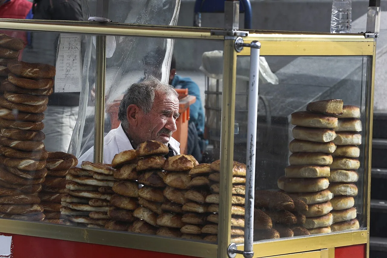 Istanbul Evening Food Tour & Sunset Walk from Sultanahmet (Shared)