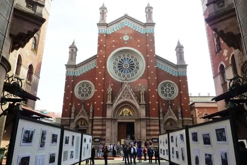 Fener Greek Orthodox Tour from Istanbul – Patriarchate & Red School — photo 14