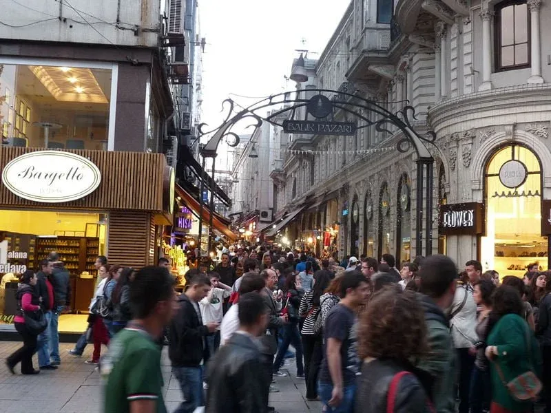 Local Beer & Culture Tour from Istanbul – Taksim, Kadikoy & Moda Park — photo 2