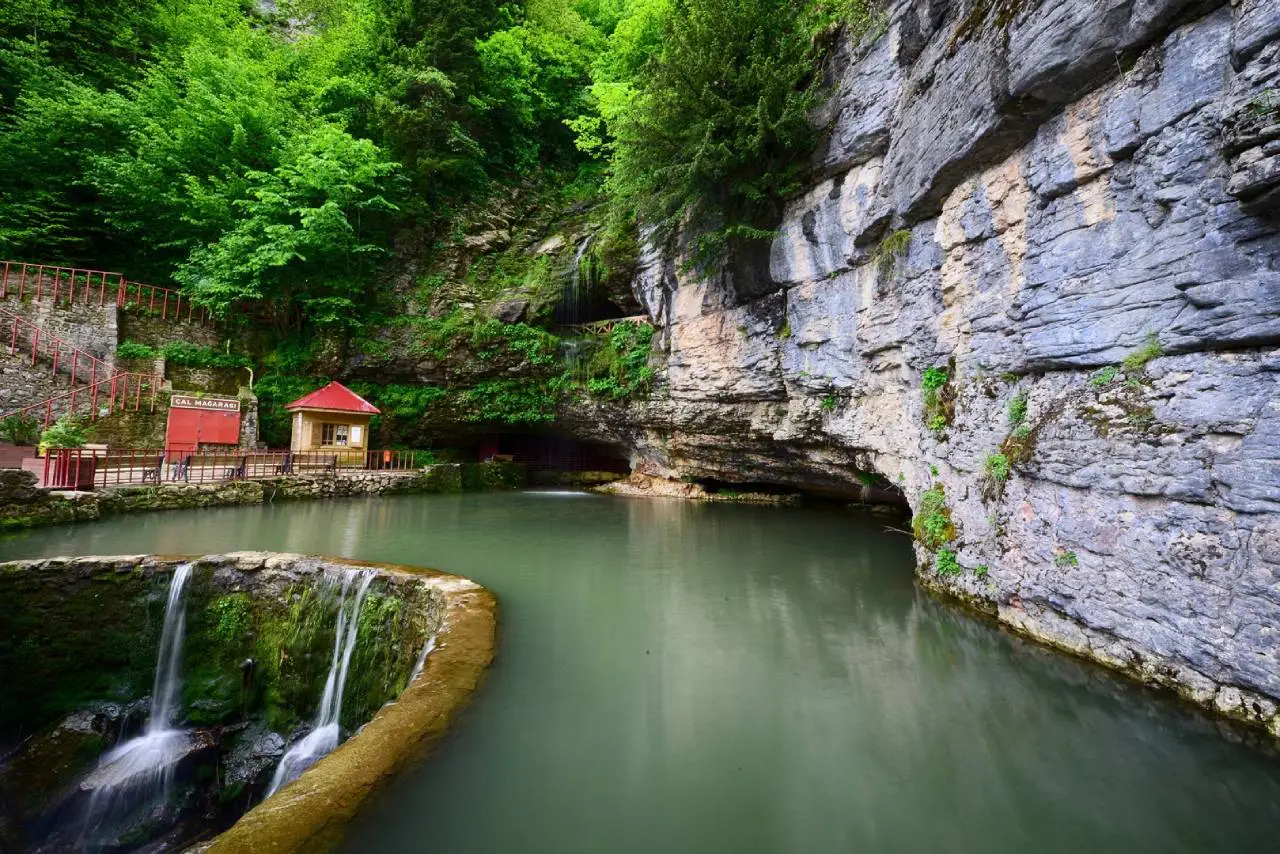 Hıdırnebi Plateau Tour from Trabzon — Çal Cave & Sera Lake — photo 8