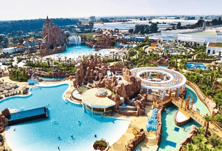Daily Land of Legends Tour from Manavgat – Aqua Park & Dolphin Show — photo 2