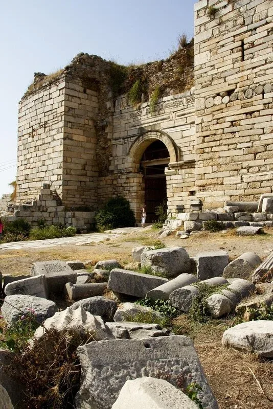 Magnesia Day Tour from Kusadasi – House of Virgin Mary & Turkish Bath — photo 4