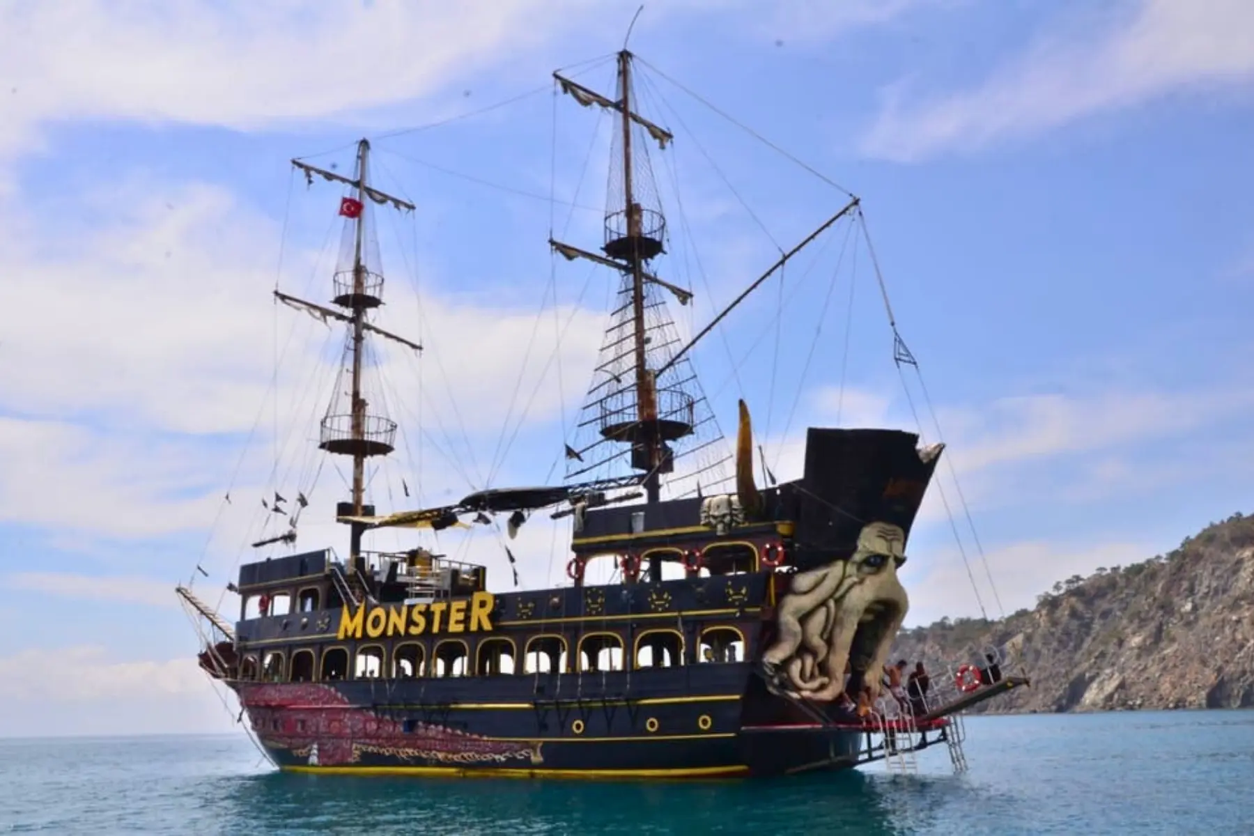Kemer Pirate Boat Tour Party Boat