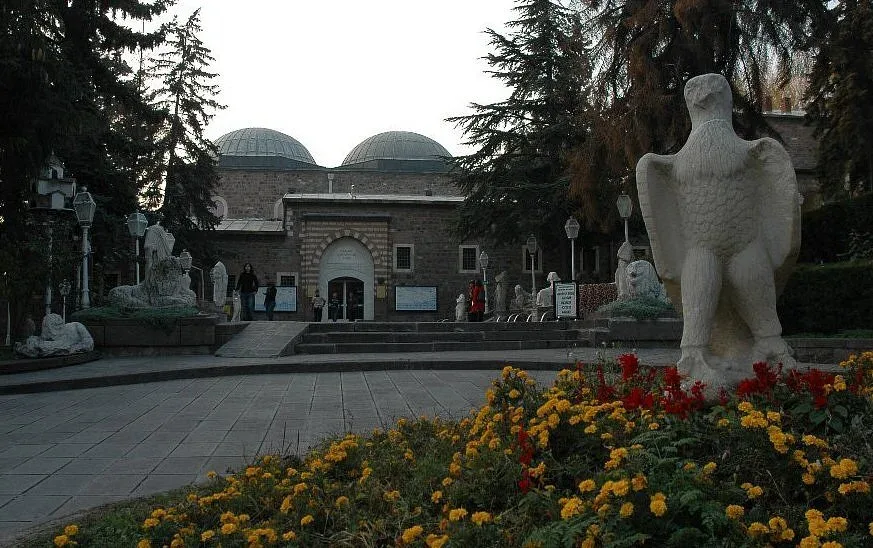 Daily Ankara Tour from Istanbul – Anitkabir, Citadel & Anatolian Museum — photo 5