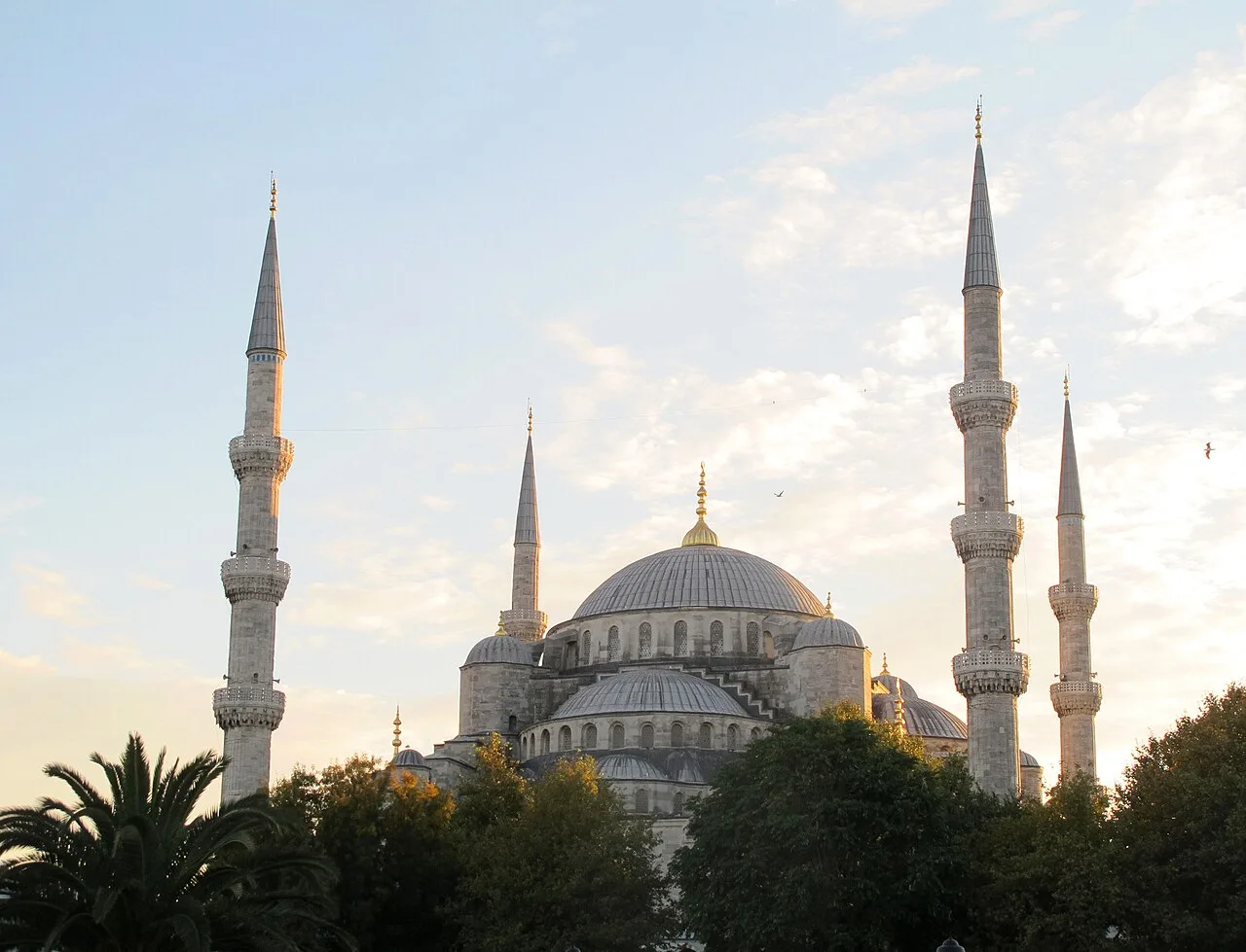 Daily Istanbul Tour by Flight from Selcuk – Topkapi Palace & Blue Mosque