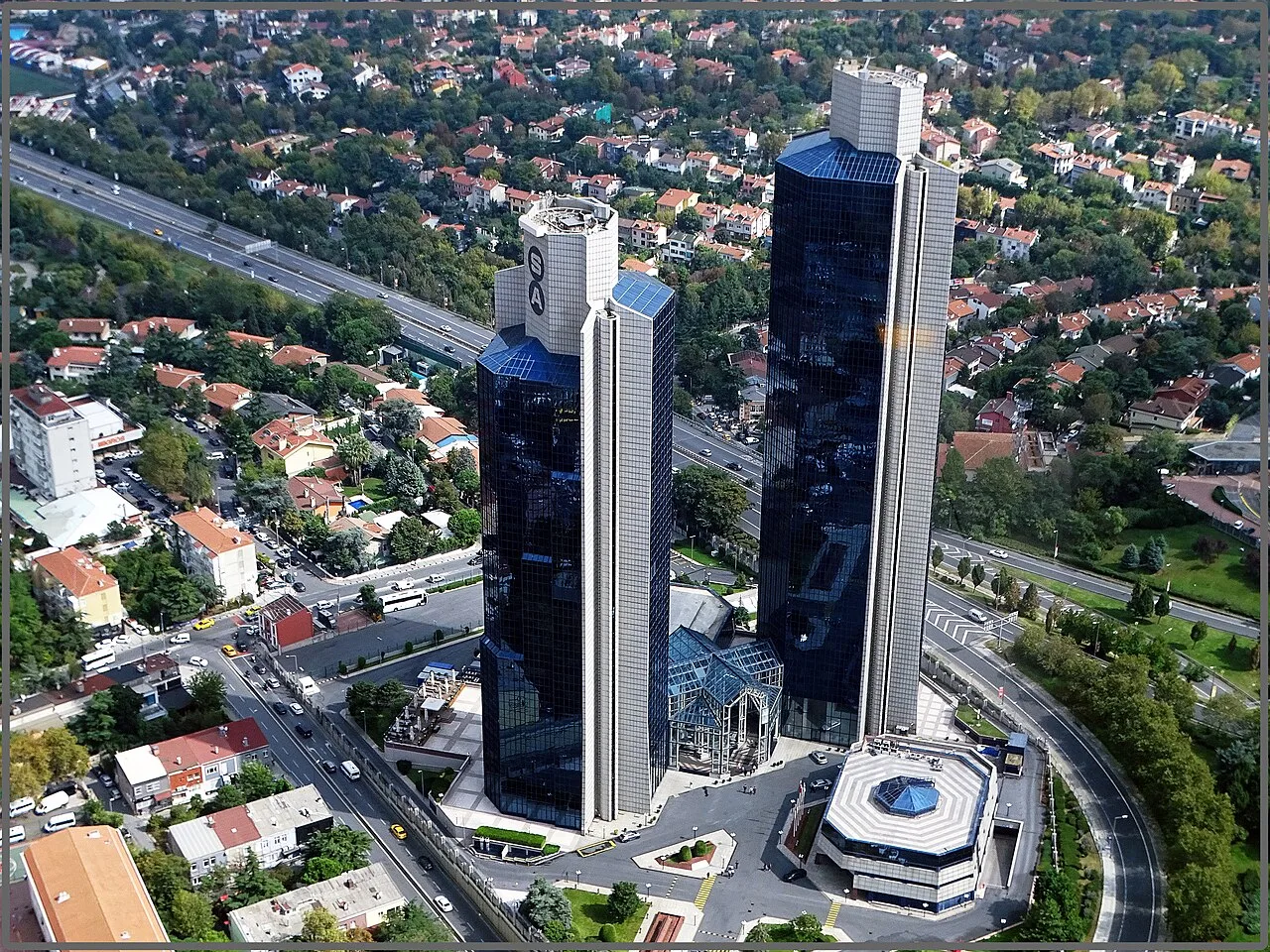 Sapphire Observation Deck Tour from Istanbul – 360° City Views & SkyRide 4D — photo 7
