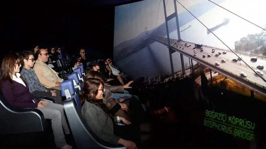 Sapphire Observation Deck Tour from Istanbul – 360° City Views & SkyRide 4D — photo 2
