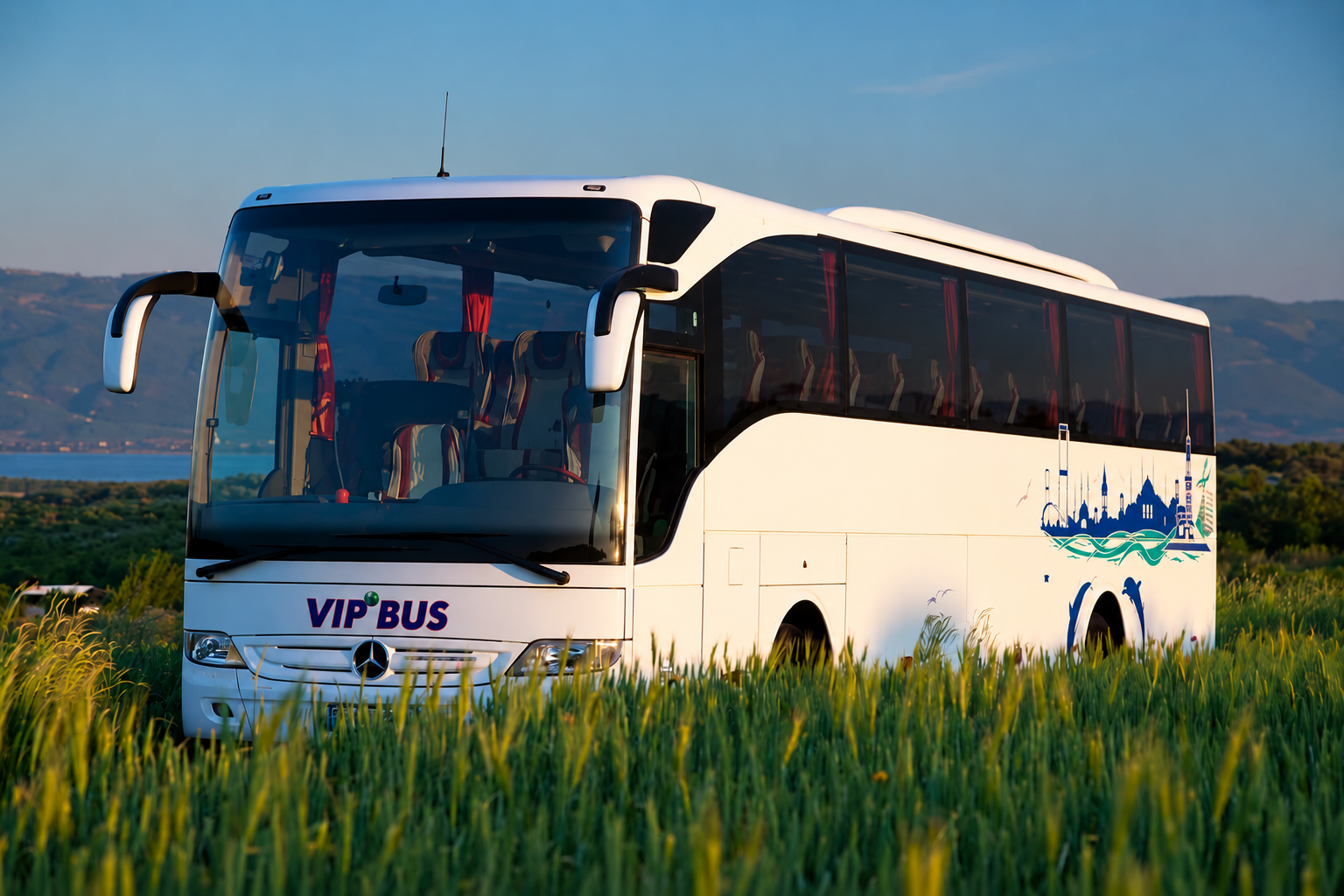 Mercedes-Benz Tourismo VIP (2+1)