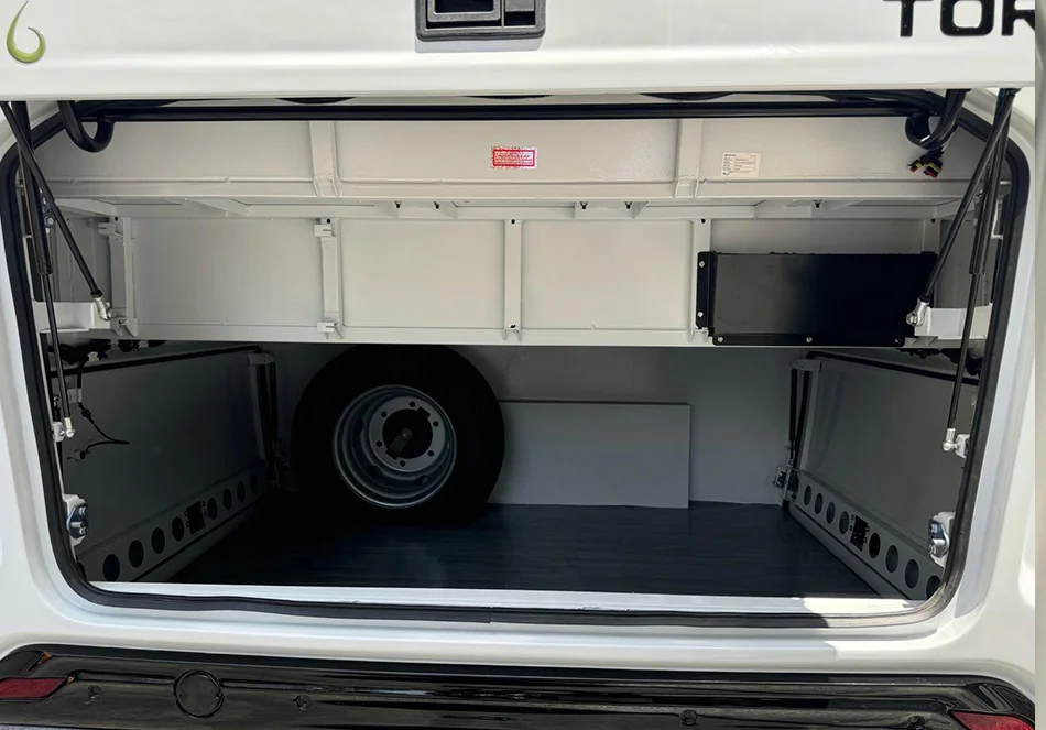 Isuzu Grand Toro — photo 5